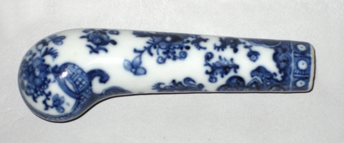 1969.1328.002 Handle view 2