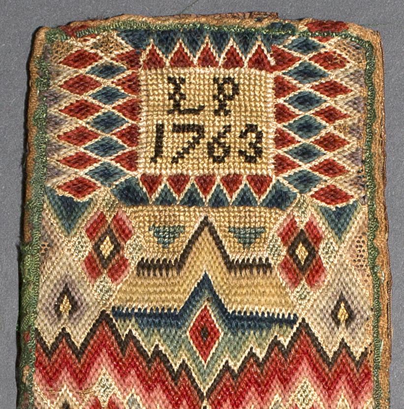 2011.0045 Sewing roll, Detail 2