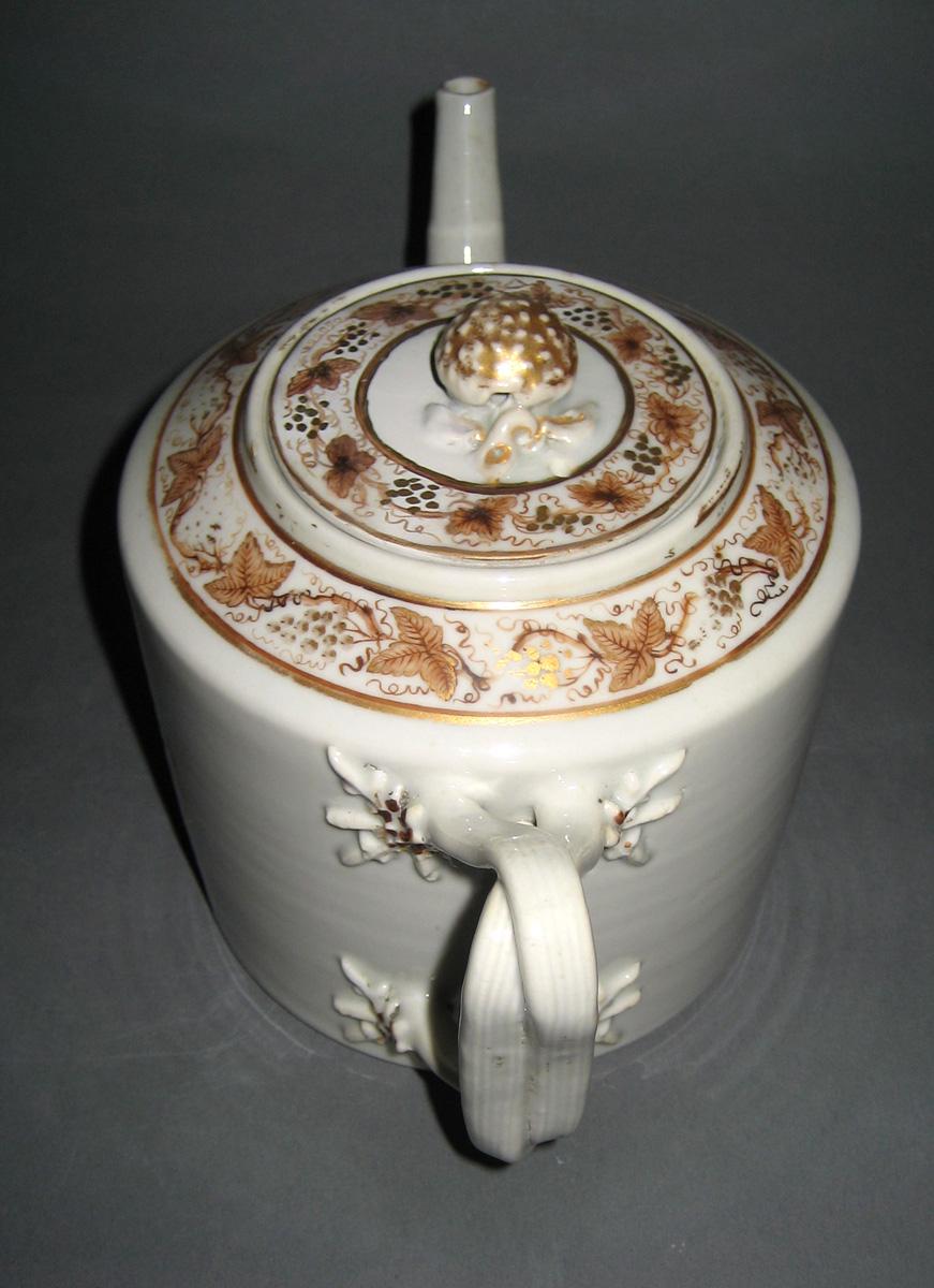 1959.0085.016 A, B Teapot side 3