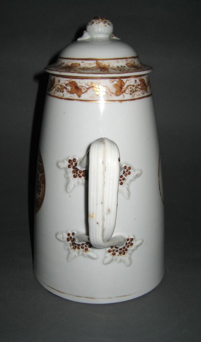 1959.0085.017 A, B Coffee pot view 3