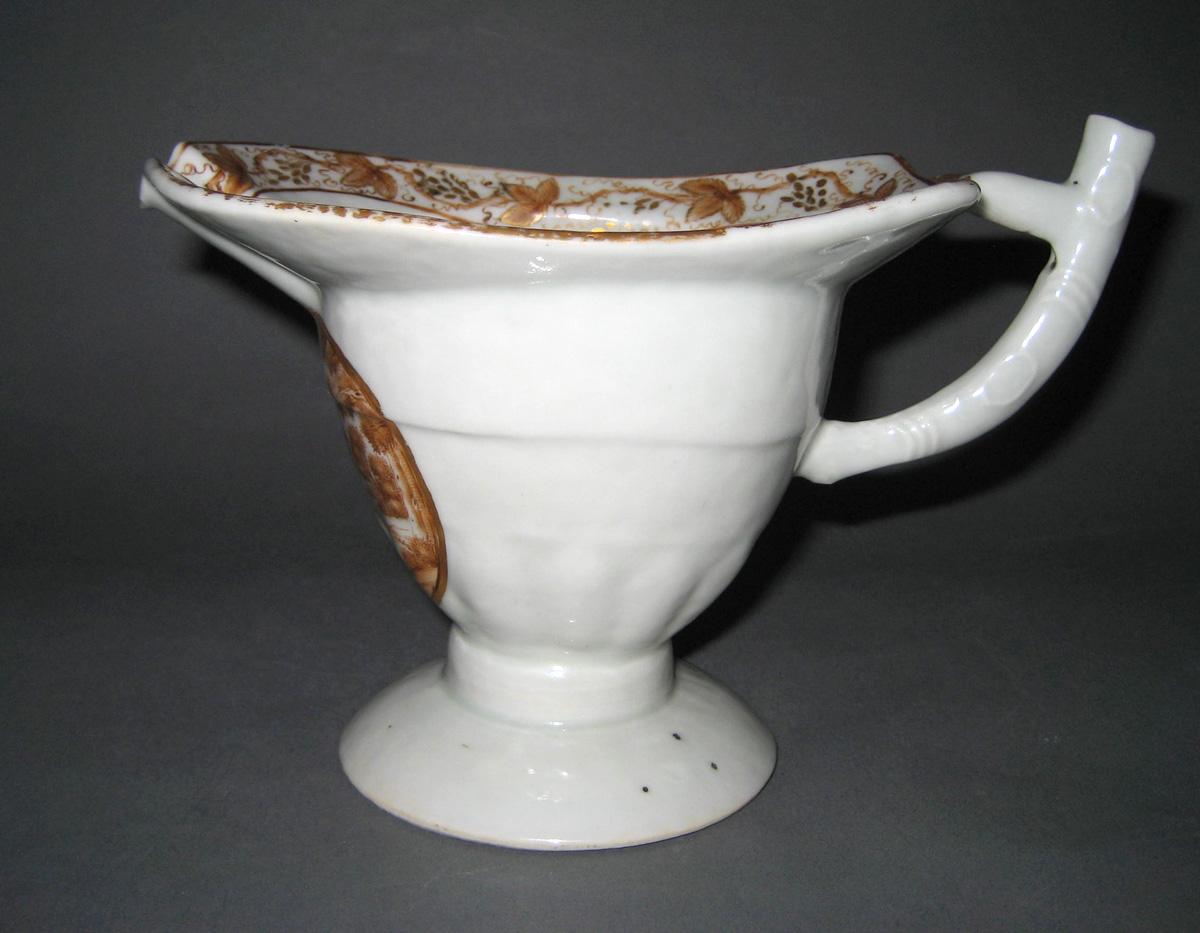 1959.0085.018 Cream or Milk Pot view 2
