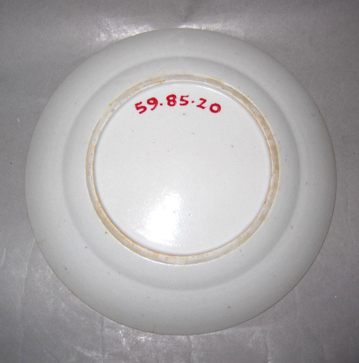 1959.0085.020 Porcelain plate underside
