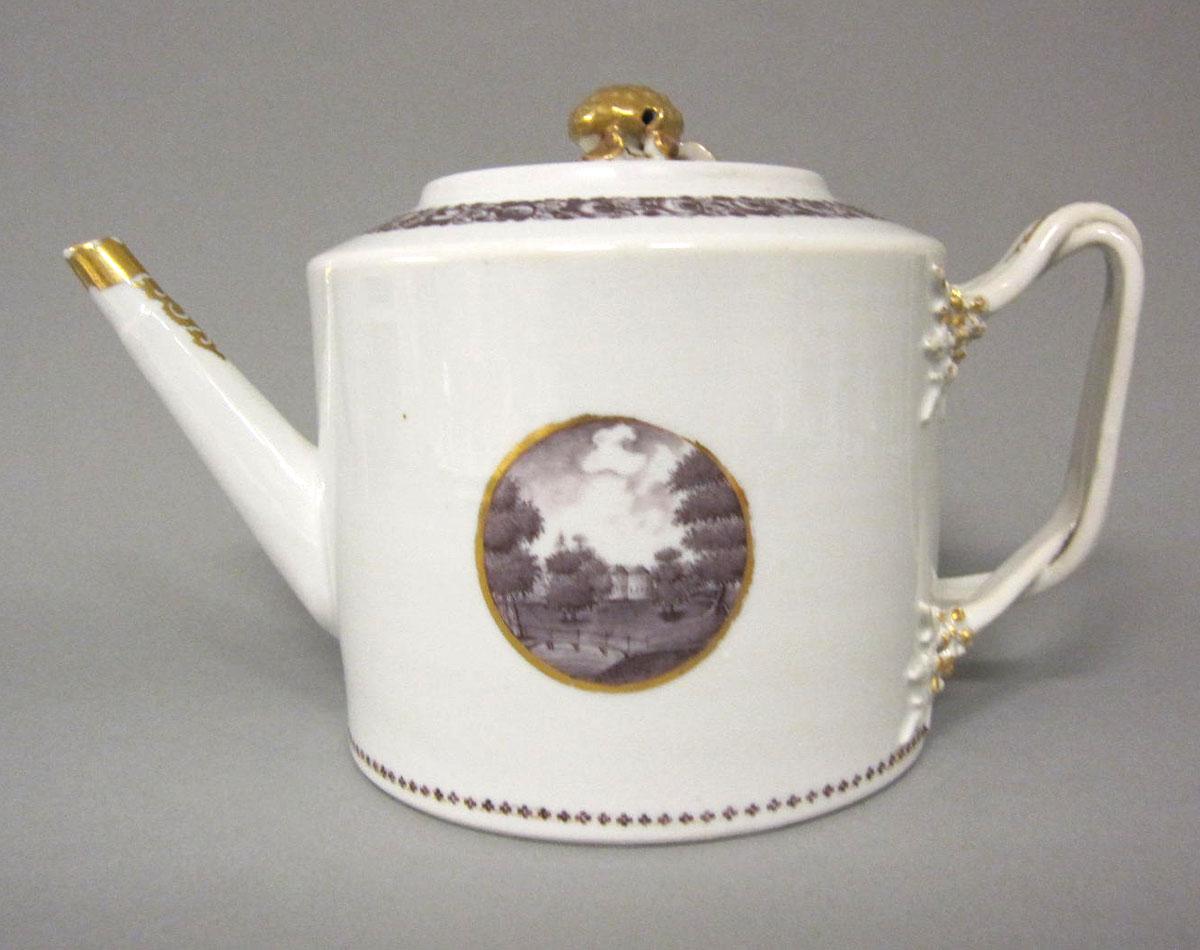 1959.0085.023 A,B Porcelain teapot