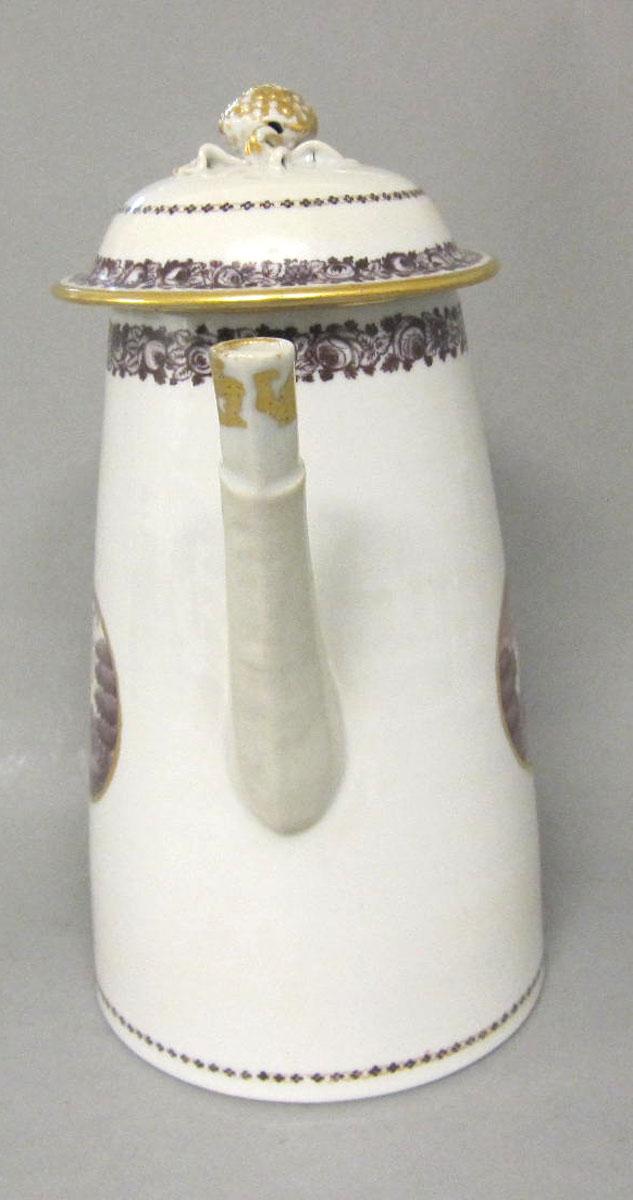 1959.0085.024 A,B Porcelain coffee pot spout