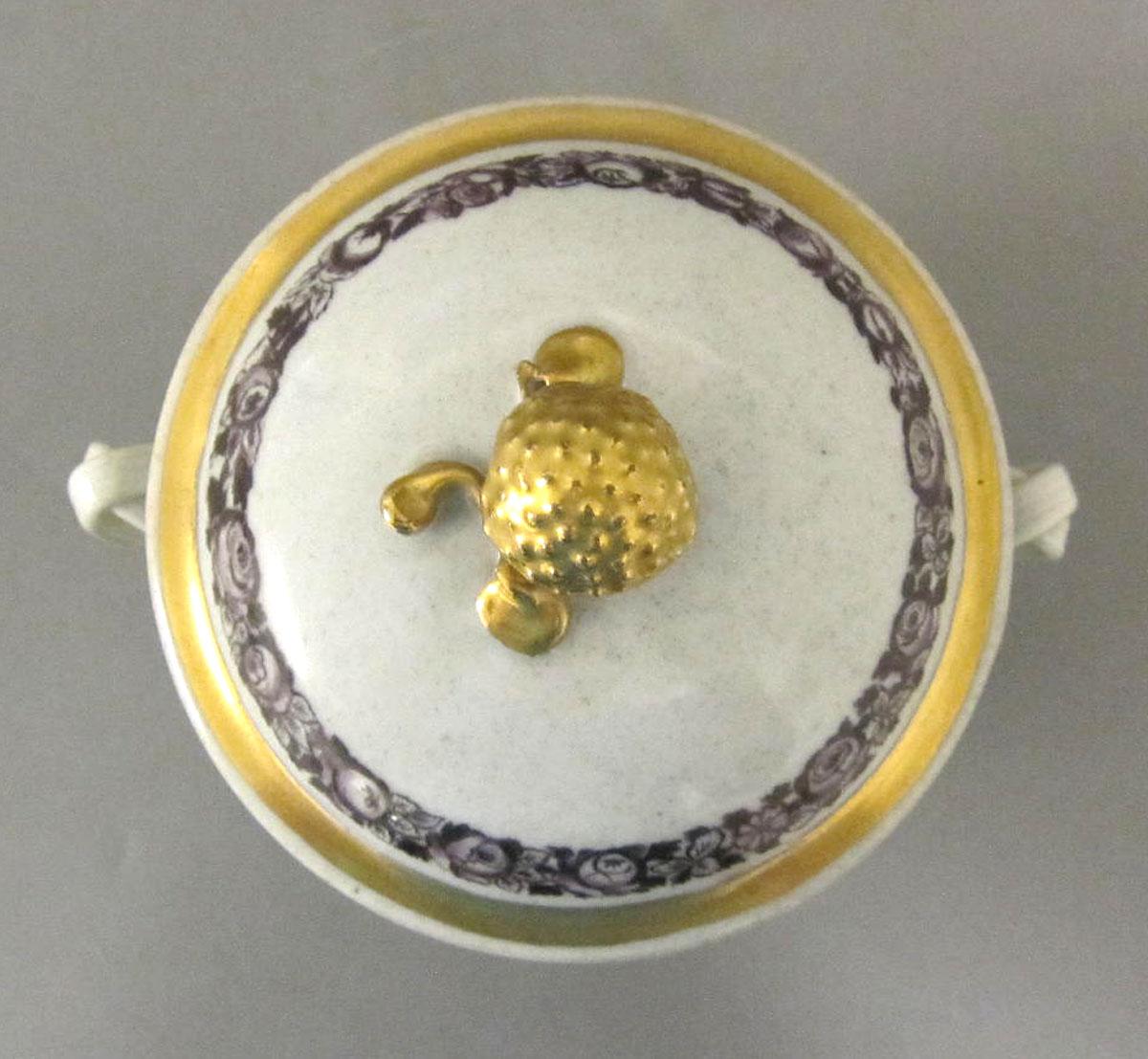1959.0085.026 A,B Porcelain sugar bowl top