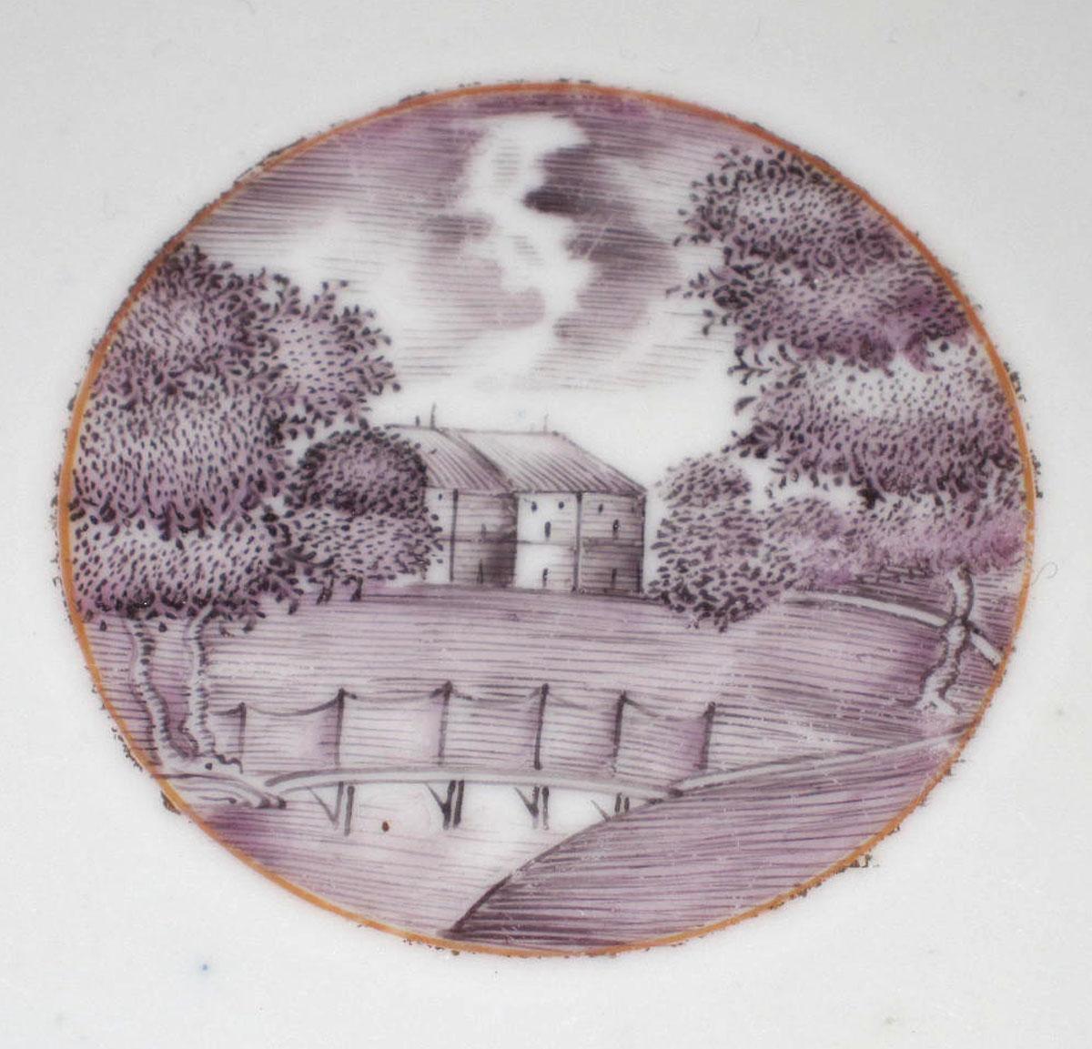 1959.0085.028 Porcelain dish detail