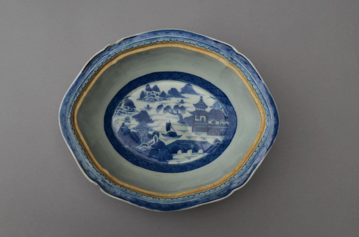 2011.0049.001 Dish upper