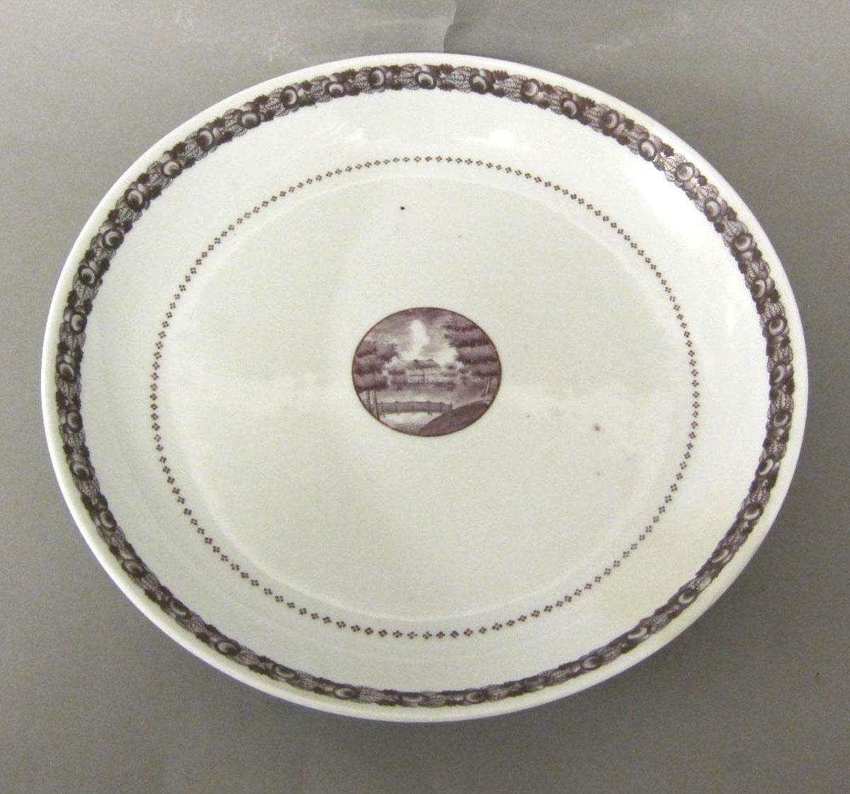 1959.0085.029 Porcelain dish