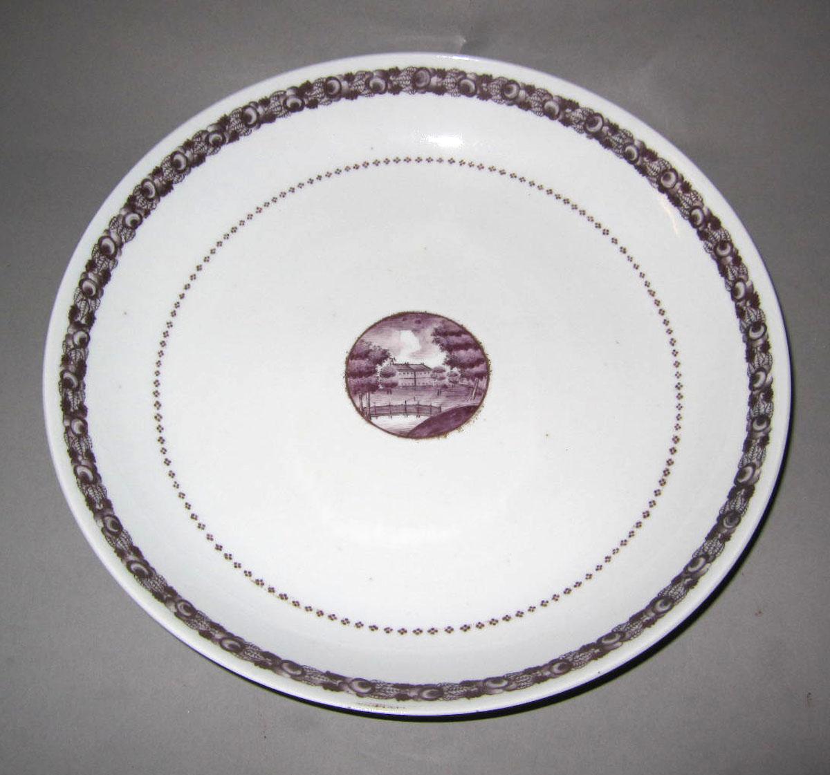 1959.0085.031 Porcelain dish