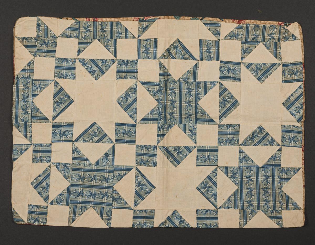 2013.0031.127 B Pillow cover