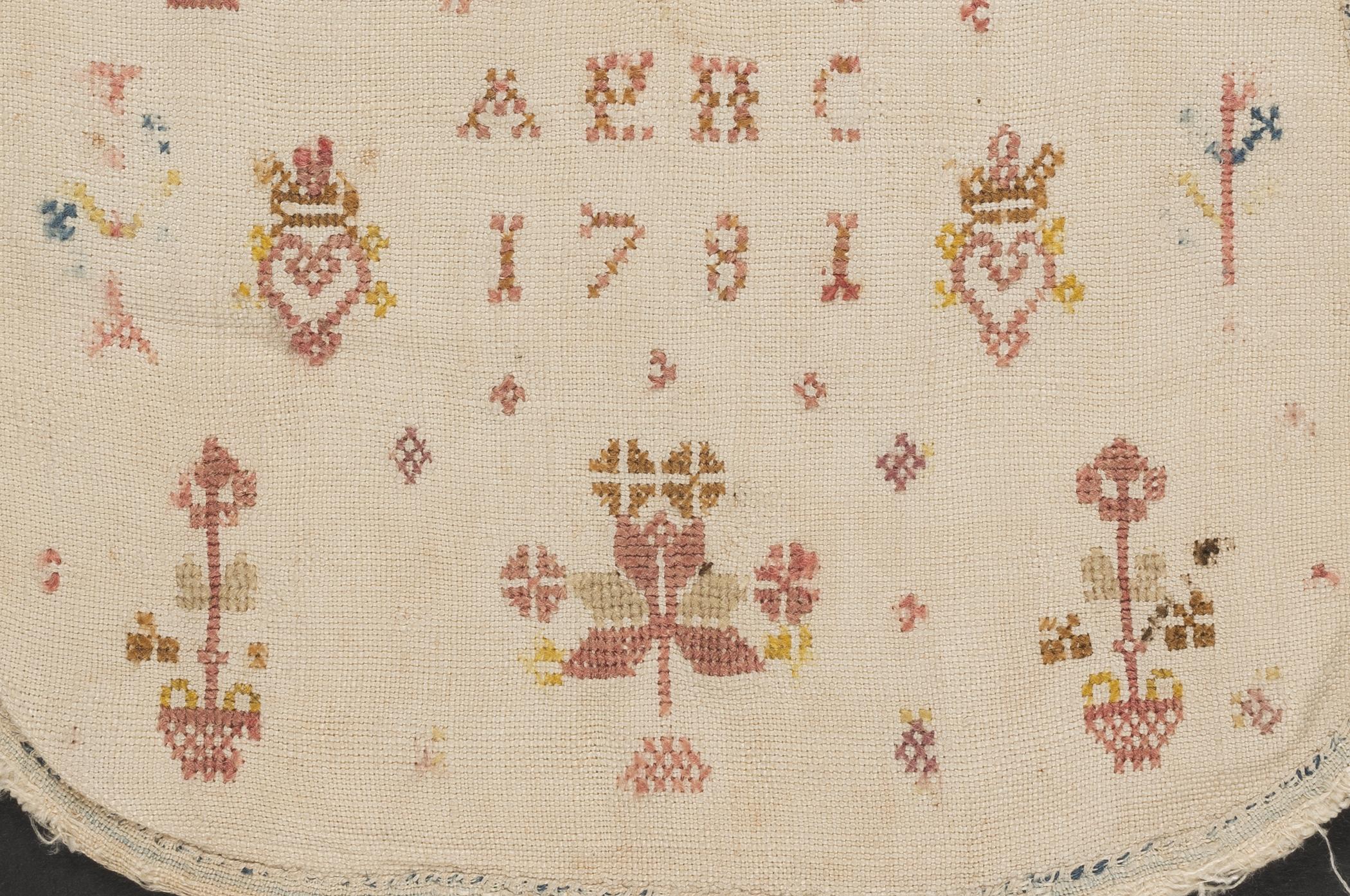2013.0031.103 Pocket, detail 1