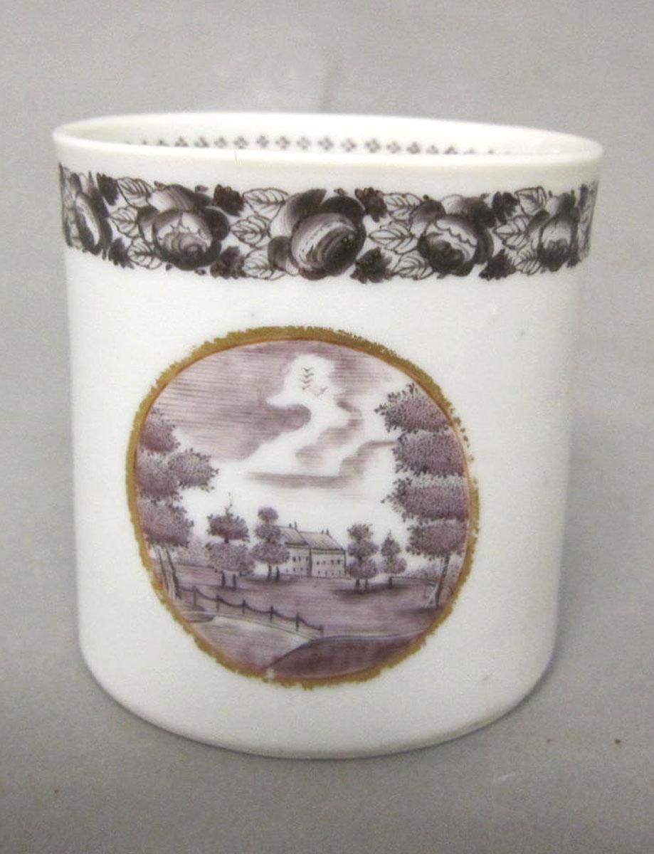 1959.0085.045 Porcelain coffee cup medallion