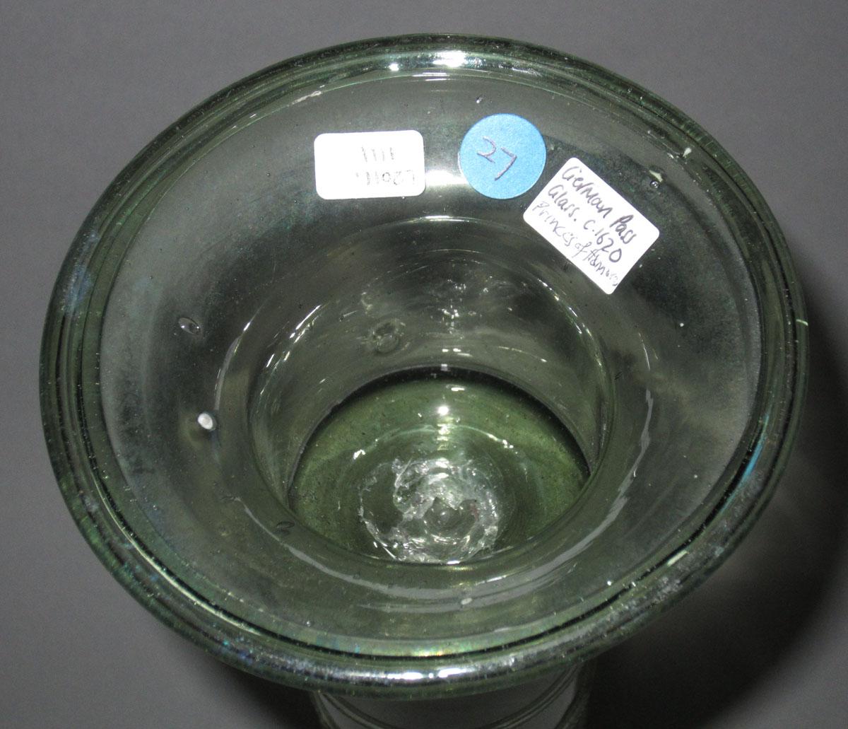 2011.0054 Passglass or Pasglas bottom