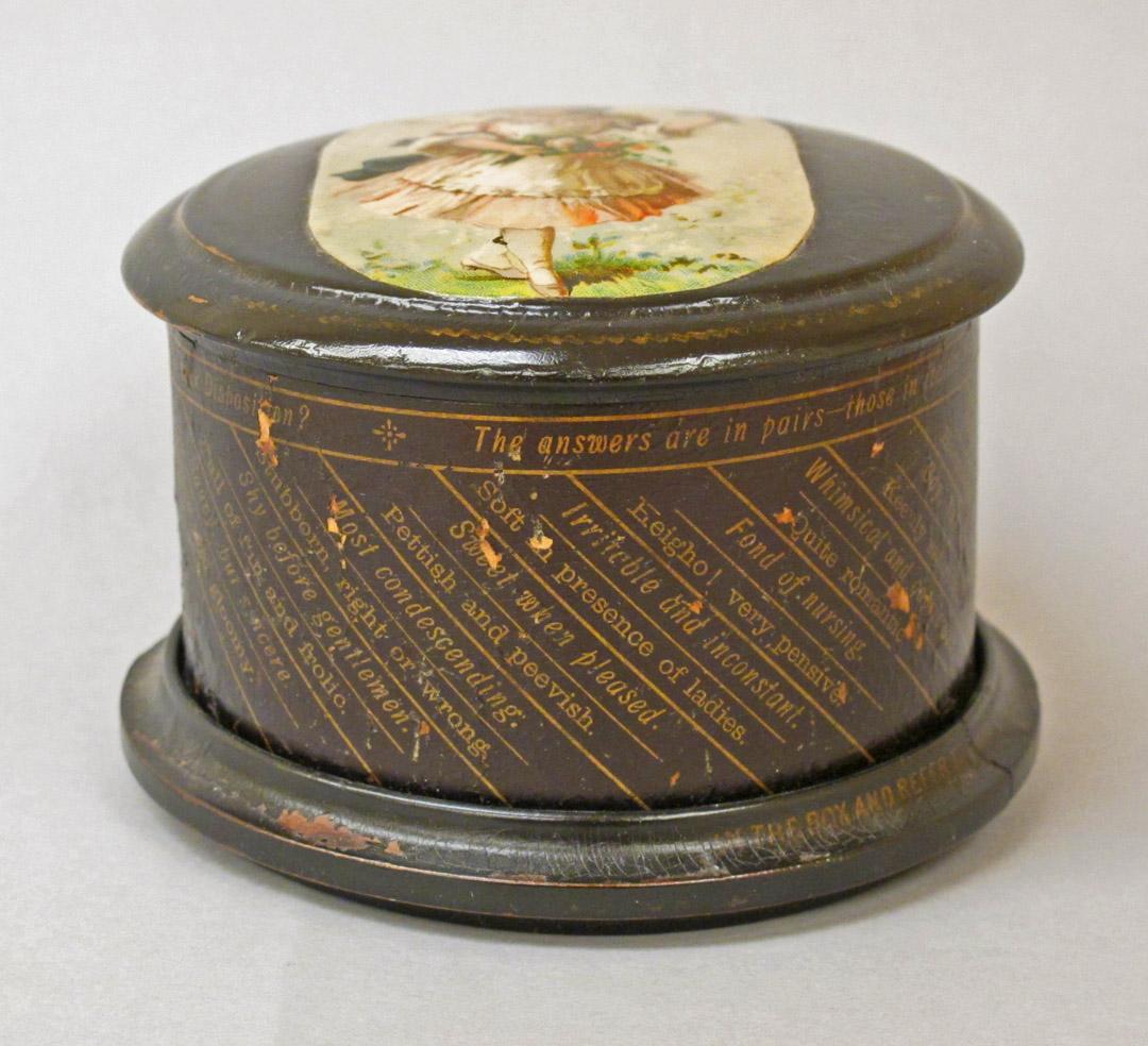 2011.0051.002 A,B side 1, Tool (for sewing), Thread Holder