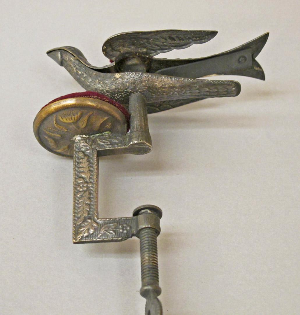 2011.0051.010 Tool (for sewing), Clamp