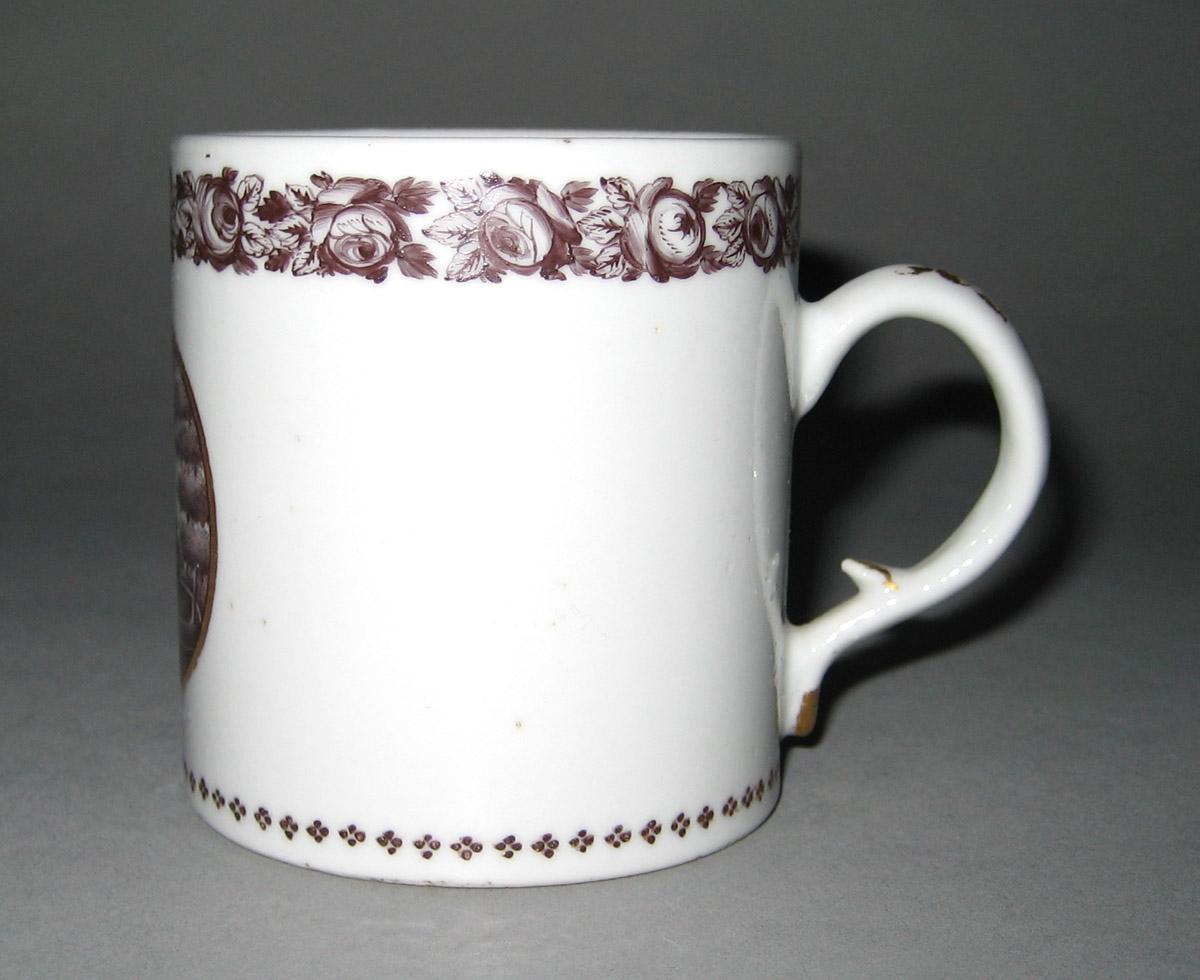 1959.0085.050 Porcelain Coffee Cup