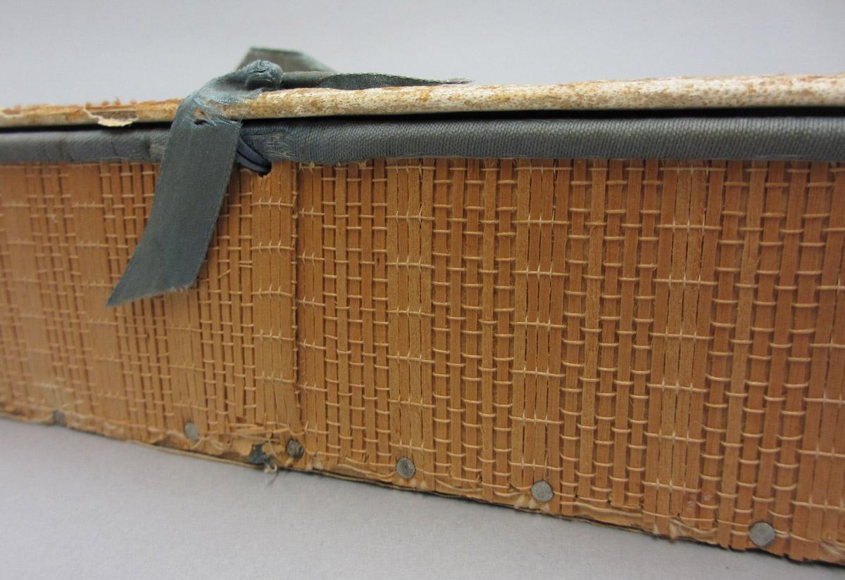 2011.0051.023 Tool (for sewing), Basket, back 2
