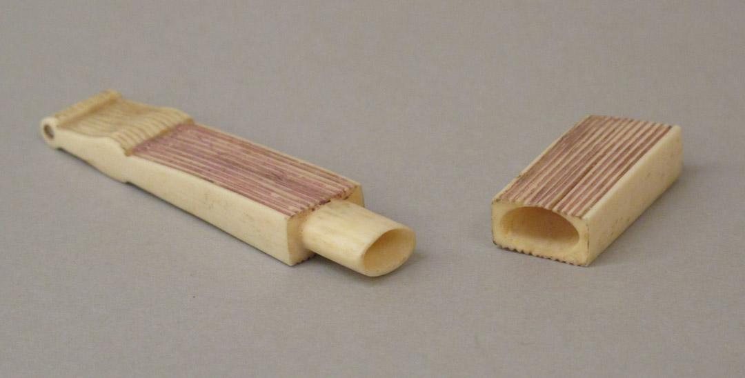 2011.0051.041 A, B, Tool (for sewing), Needle case