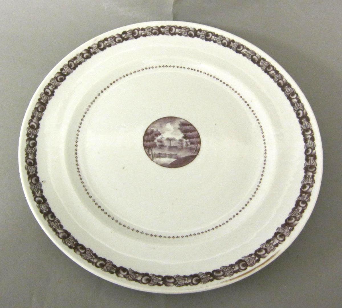 1959.0085.052 Porcelain plate
