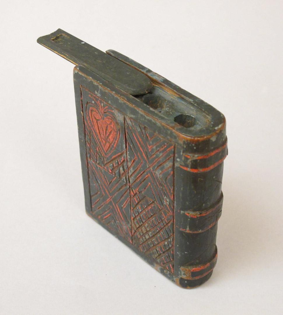 2011.0051.046 Tool (for sewing), Needle case