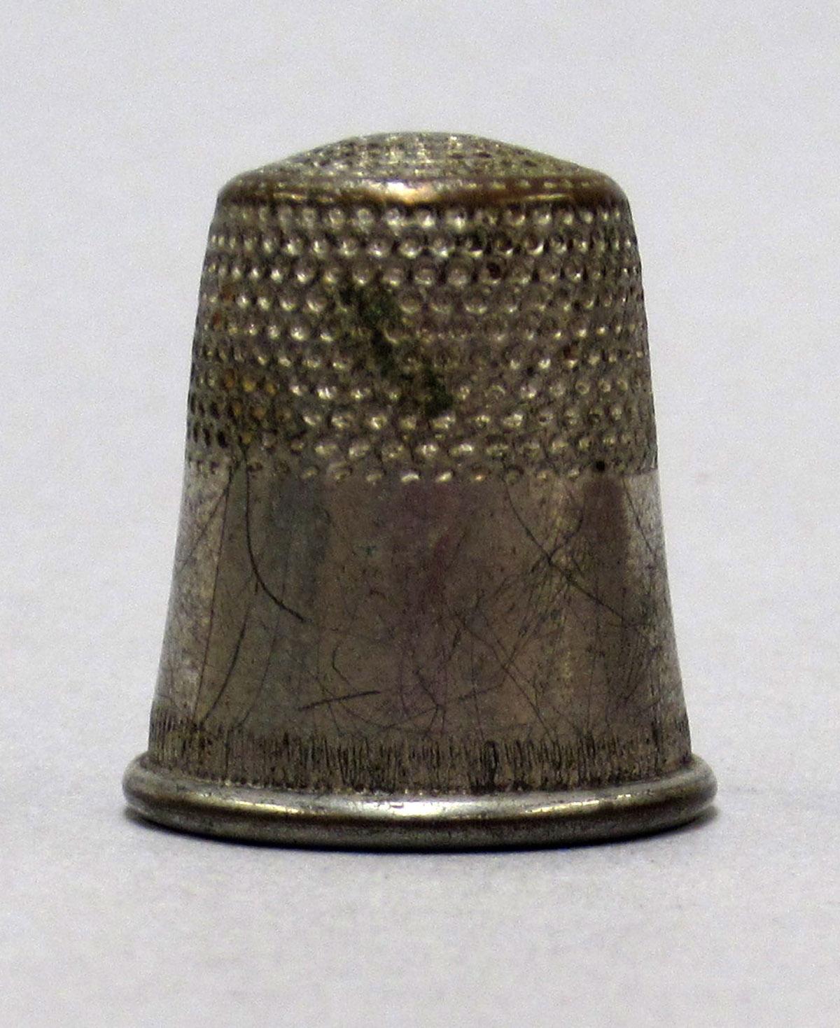 2011.0051.049 A-C Thimble case, Thimble