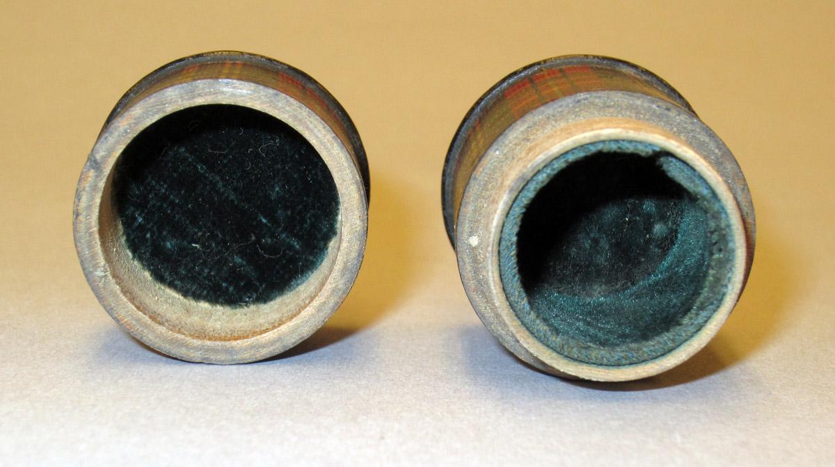2011.0051.049 A-C Thimble case