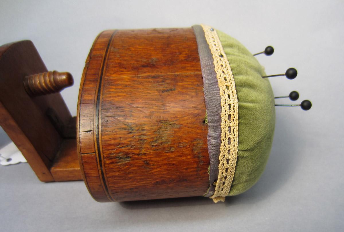 2011.0051.058 Pincushion, Side 2