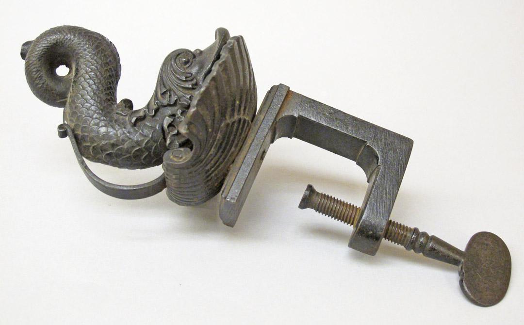 2011.0051.089 rear, Tool (for sewing), Clamp