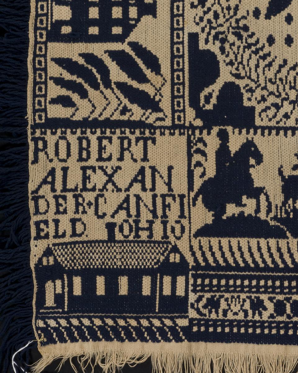 2011.0051.091 Bedcover, detail 1