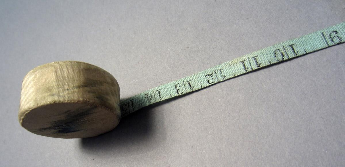 2011.0051.104 Tape measure, Tape 2