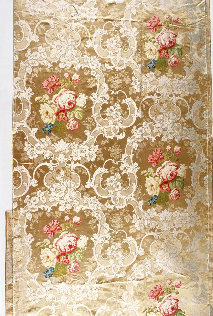 1958.0600 Woven Textile, Pattern Repeat