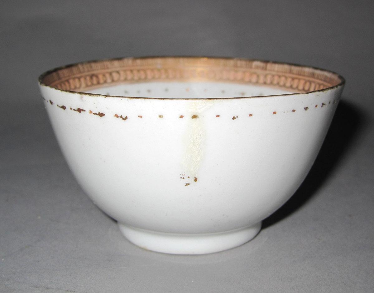 1959.0085.070 Porcelain teabowl face two