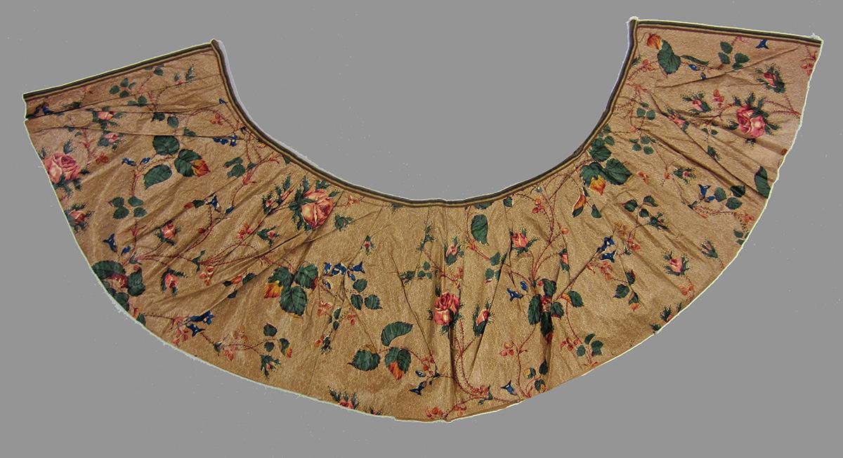 1967.0076.005 Textile, printed obverse