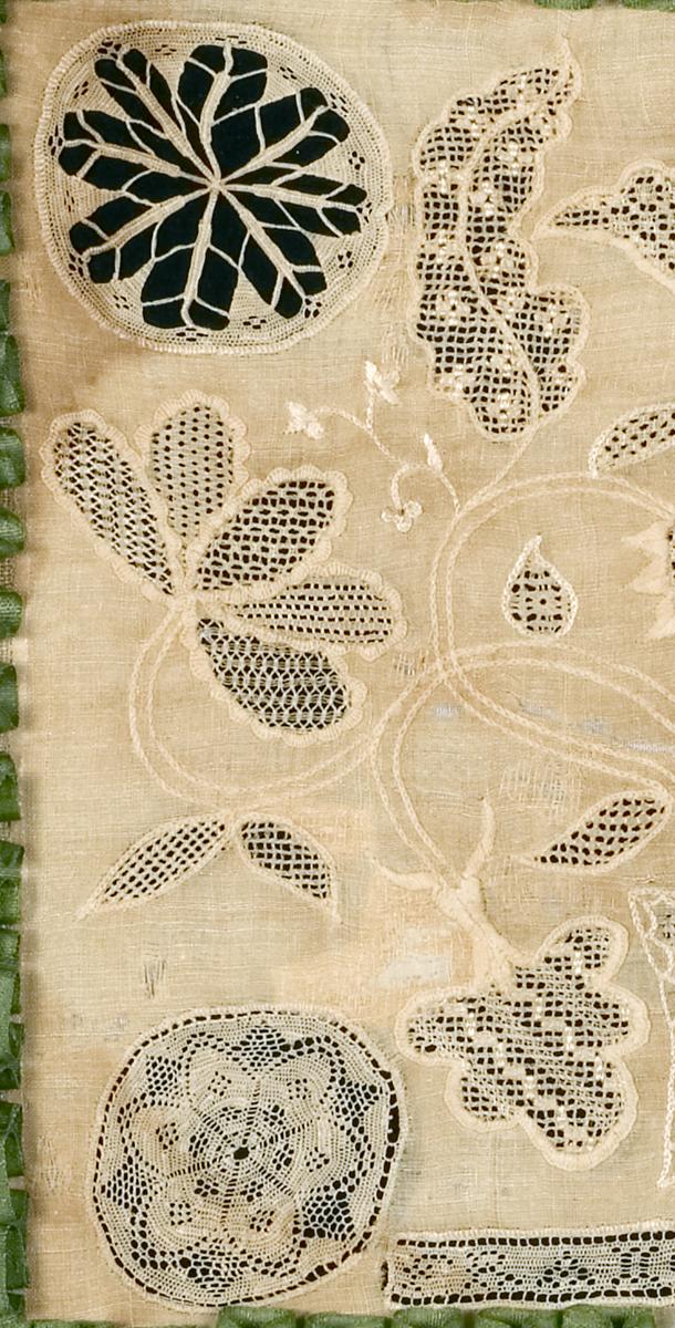 1959.0089 A Sampler, Detail 2