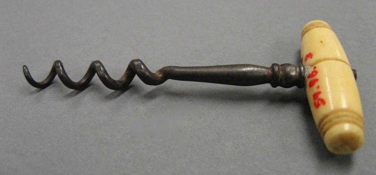 1959.0096.003 Corkscrew