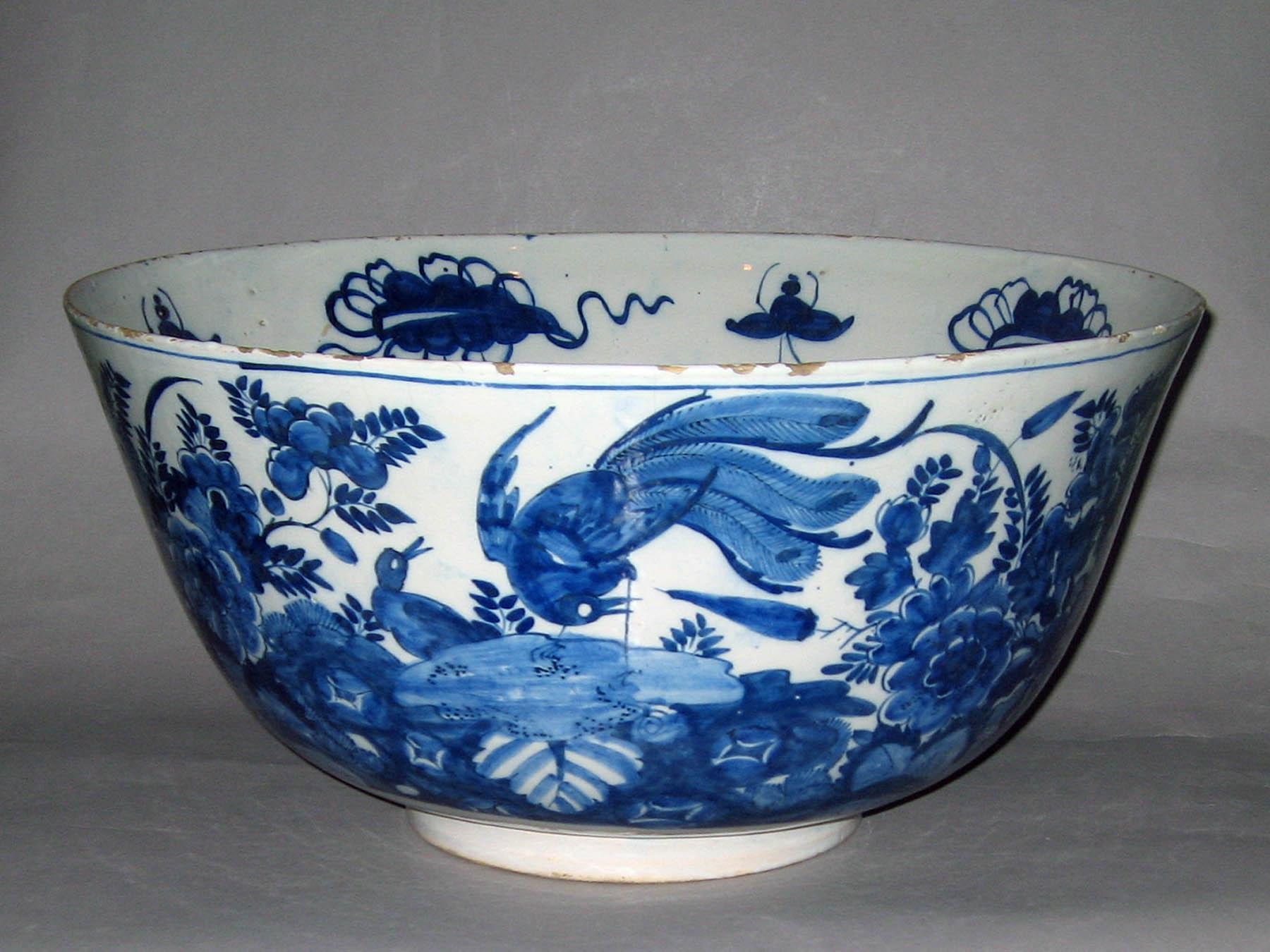 1959.0098.005 Earthenware bowl