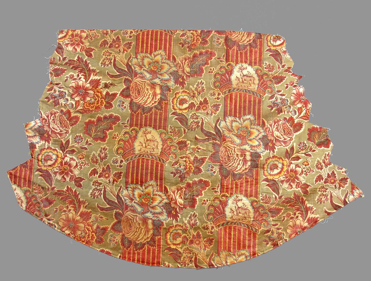 1957.1323.004 Textile, printed obverse