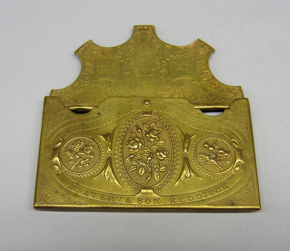 2012.0024.006 Needle case, Open 1
