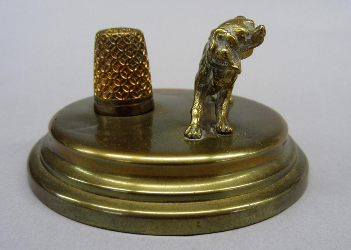 2012.0024.028 A-B Thimble holder, View 2