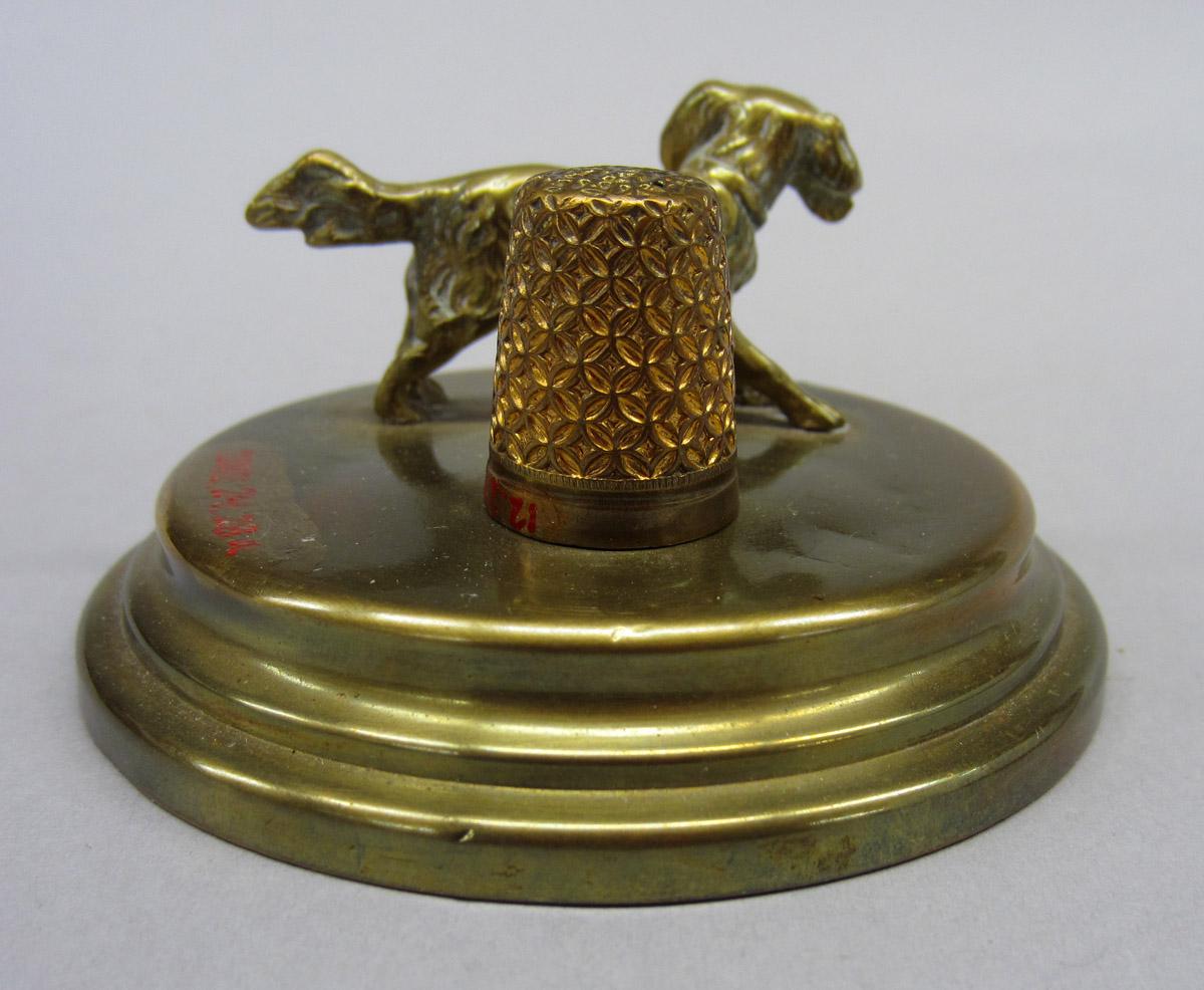 2012.0024.028 A-B Thimble holder, View 3