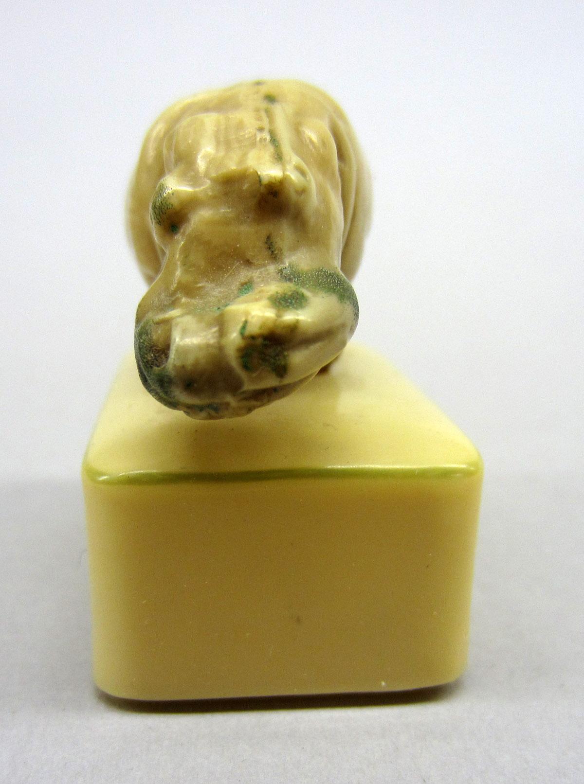 2012.0024.033 A-C Thimble case