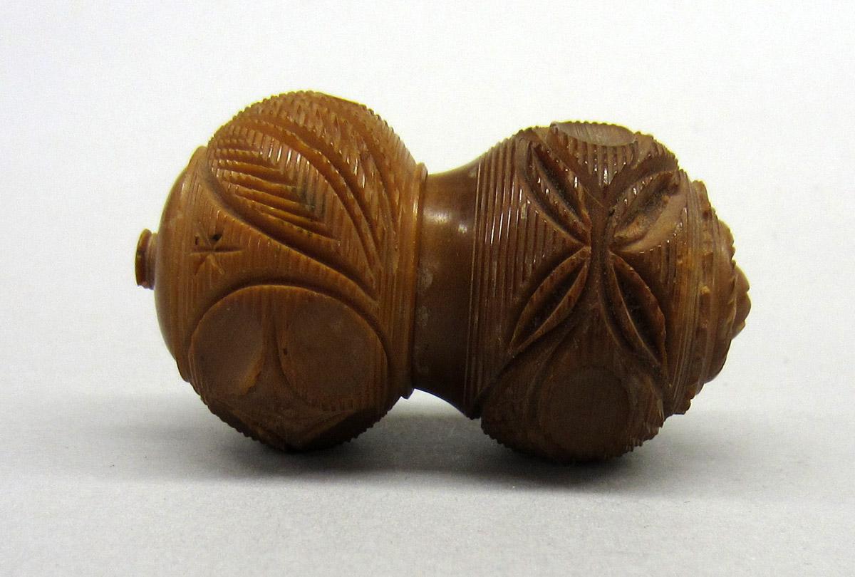 2012.0024.040 Thimble case, View 1