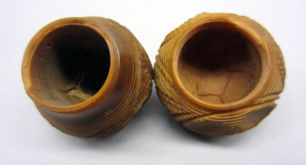 2012.0024.040 Thimble case, Interior