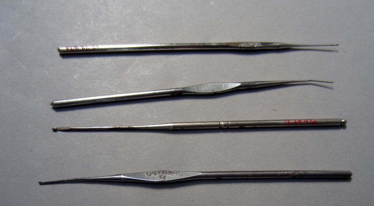 2012.0024.047 C-F Needle case, View