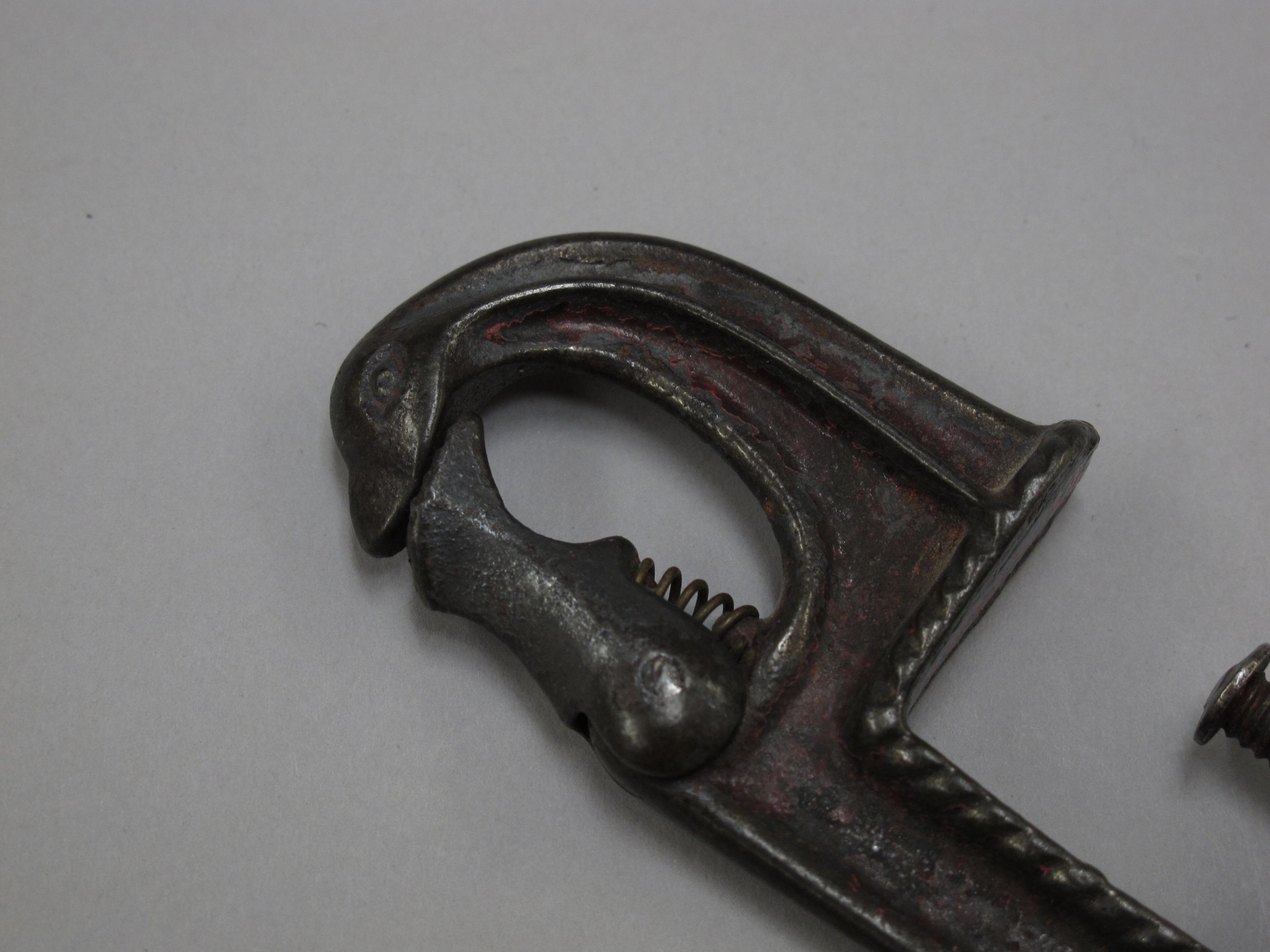 2012.0024.125 detail, Tool (for sewing), Clamp
