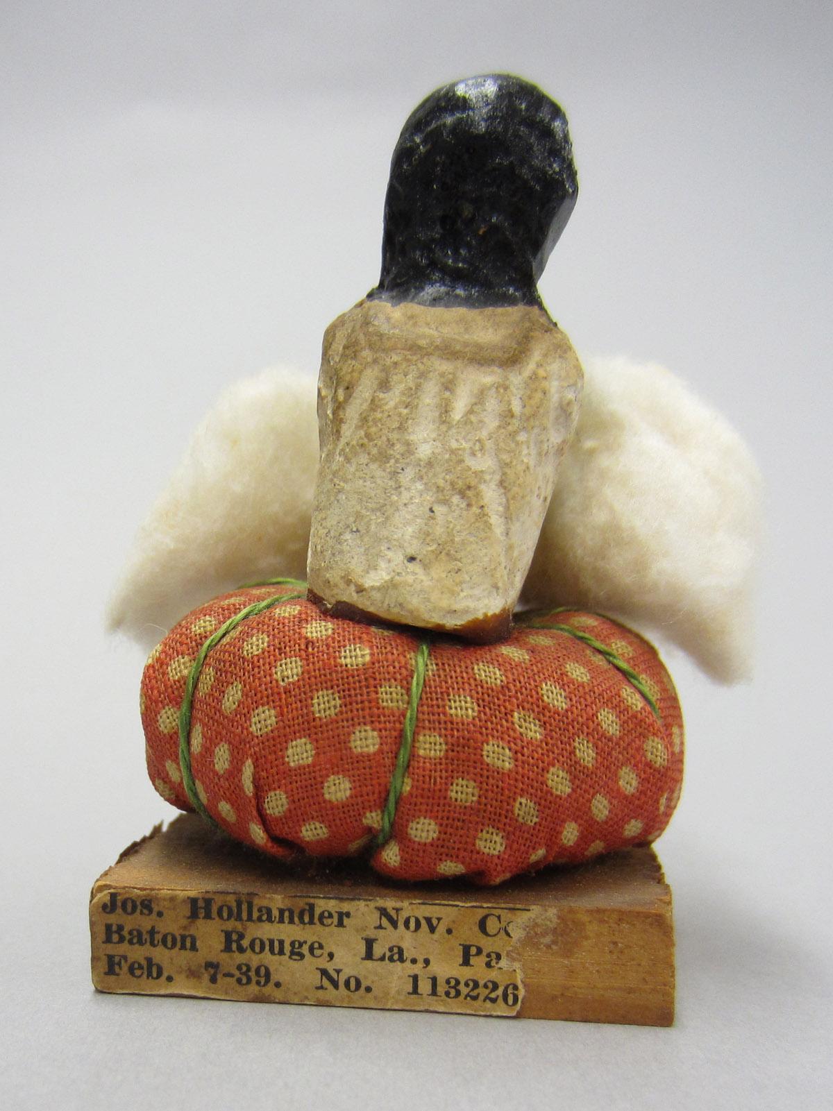 2012.0024.132 Pin cushion (Character: Sambo), Back