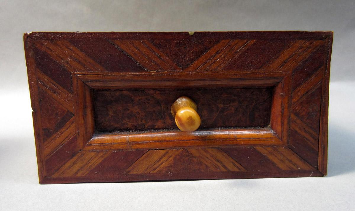 2012.0024.135 Sewing box, Drawer