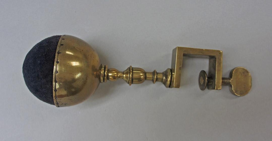 2012.0024.146 Tool (for sewing), Clamp