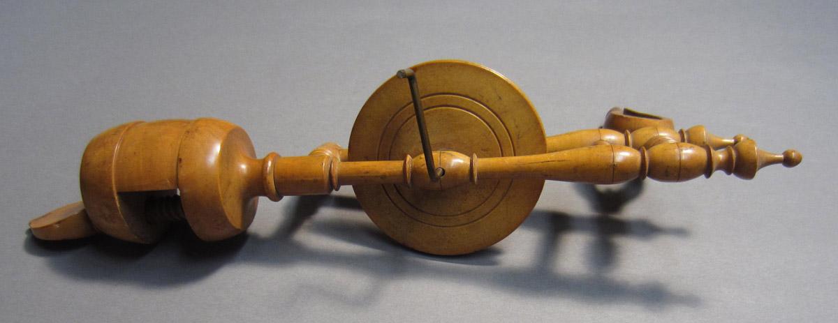 2012.0024.152 Bobbin winder, View 2