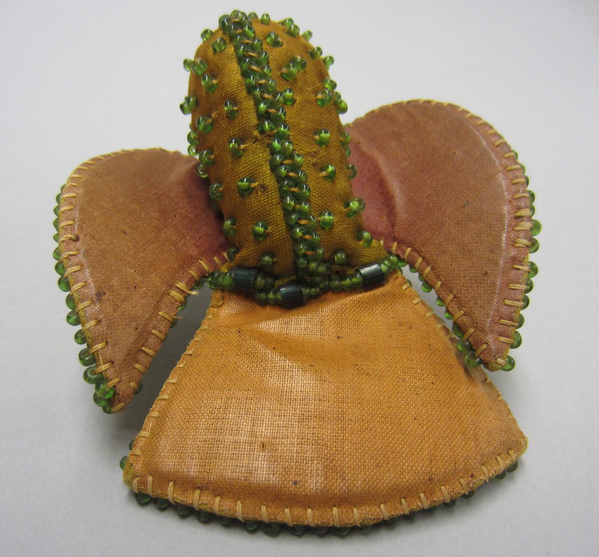 2012.0024.154 Pin cushion, Underside